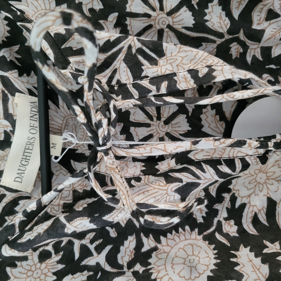 Daughters of India - Picture 2 of 2